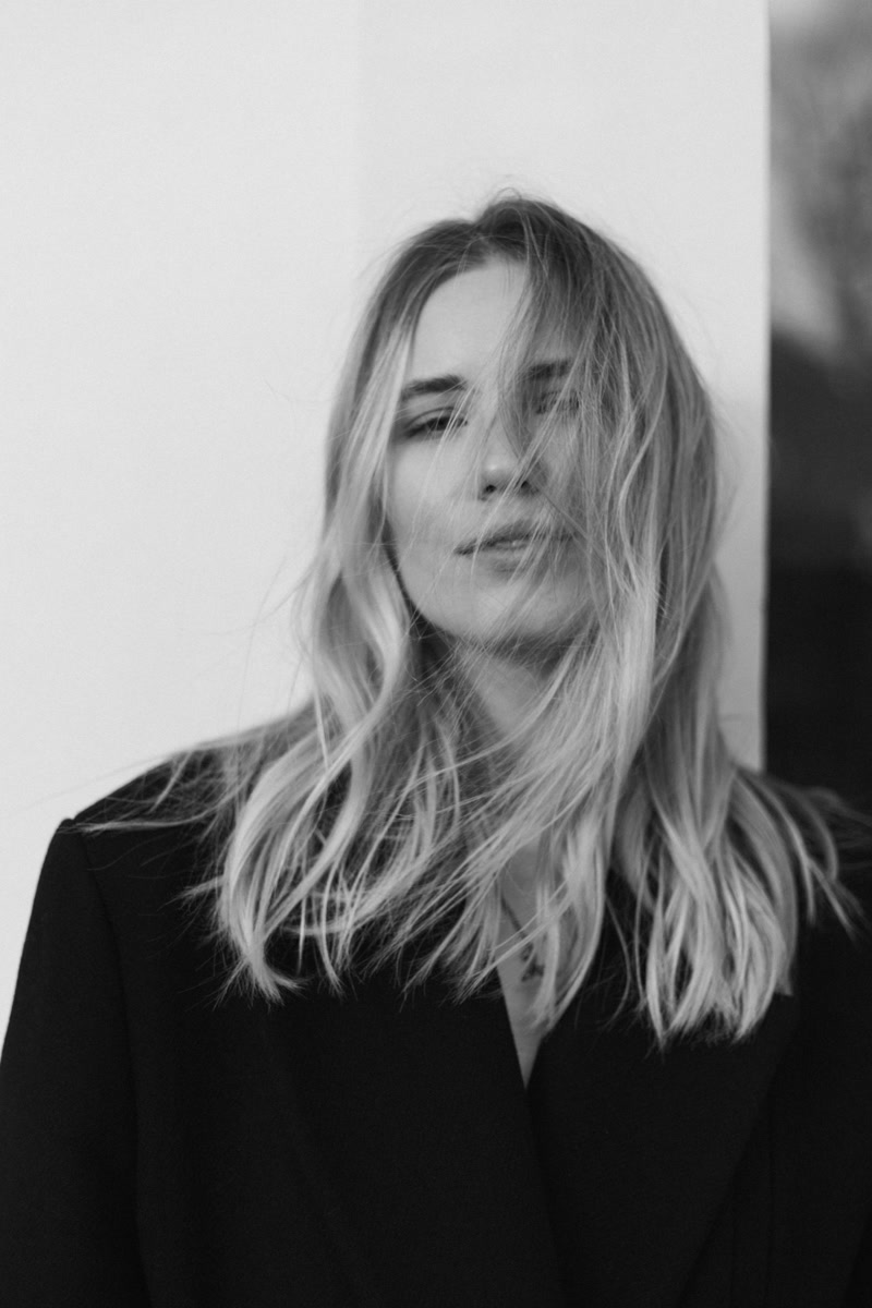 Portrait photograph by Alyona Lobanova in Berlin and Kyiv #10